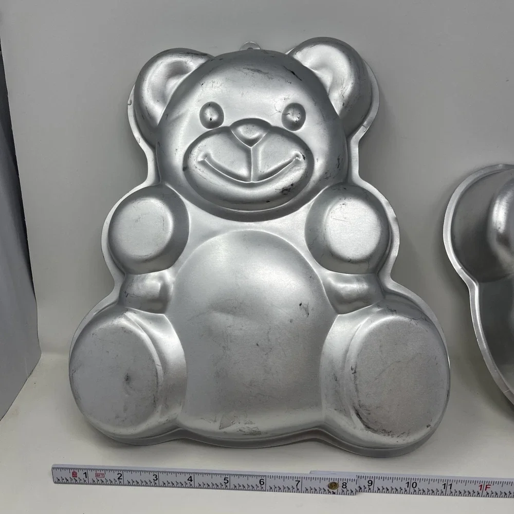 Lot Of 2 Wilton Cake Pans Teddy Bears Vintage
